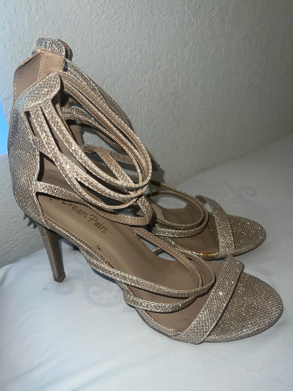 Strappy Sparkly Glitter Heels - Biege Gold